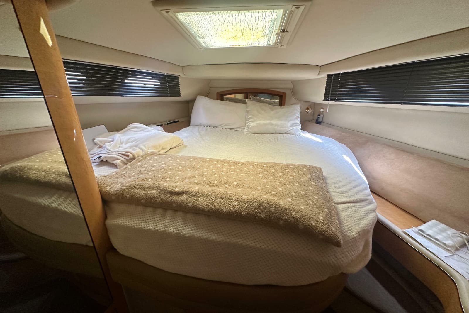 1998 Sea Ray 450 Sundancer - Photo 11