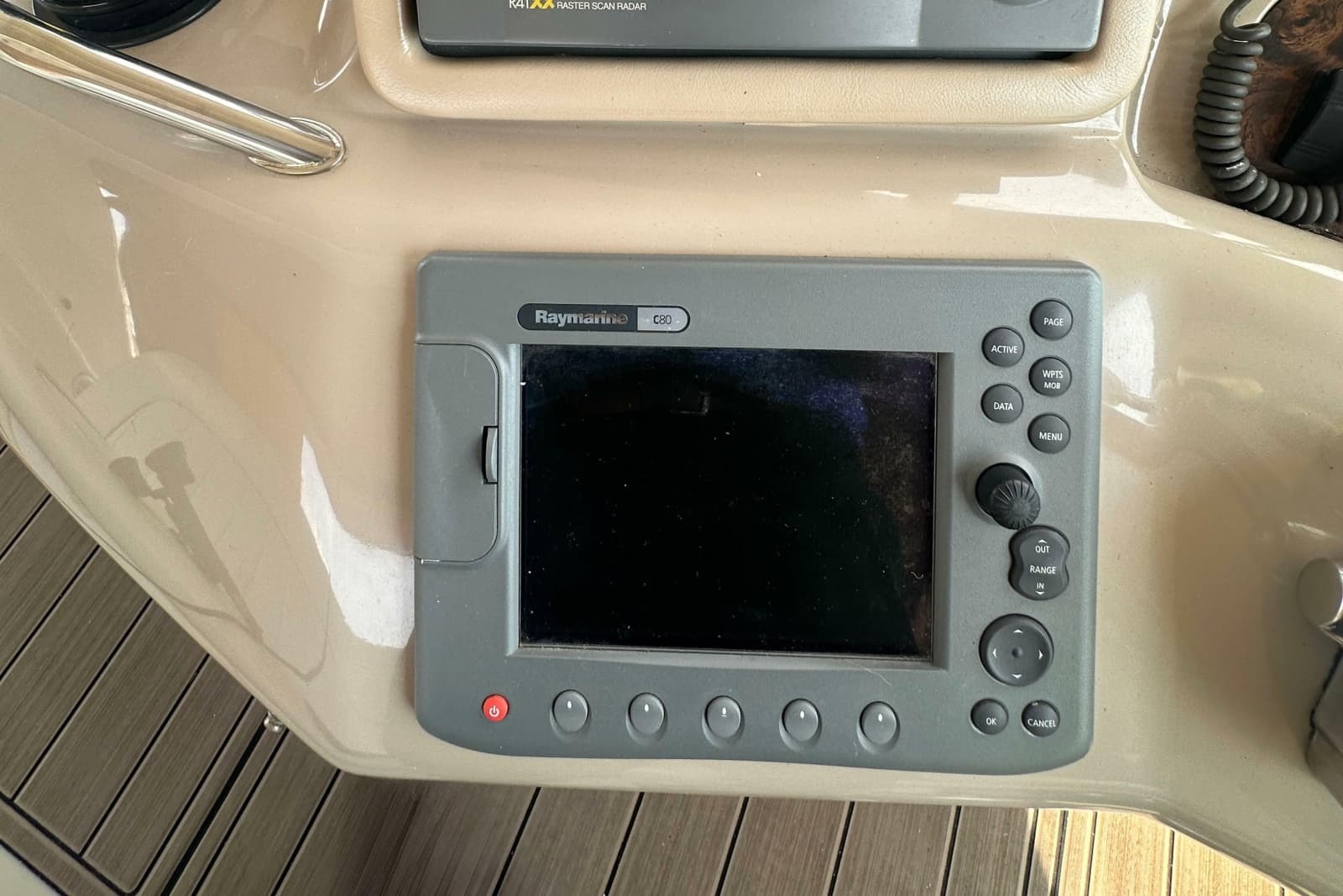 1998 Sea Ray 450 Sundancer - Photo 23
