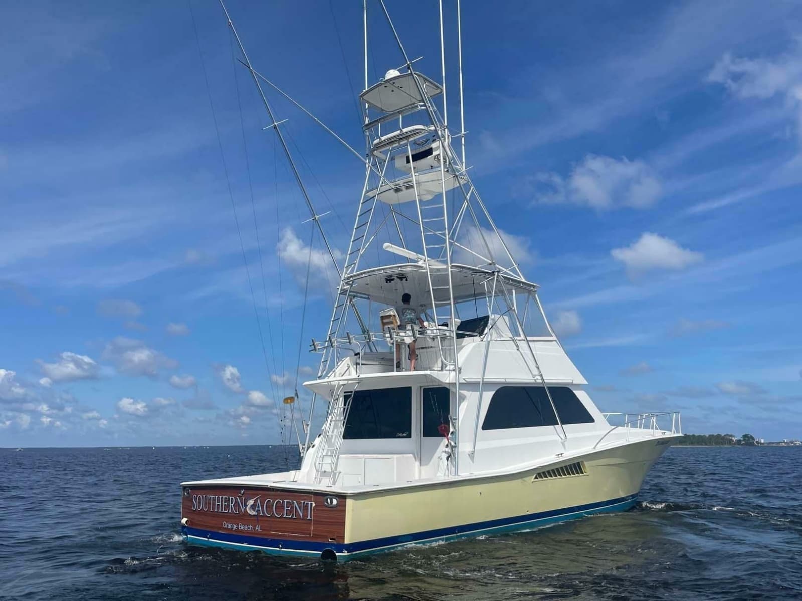 1998 Viking 50 Convertible - Photo 43