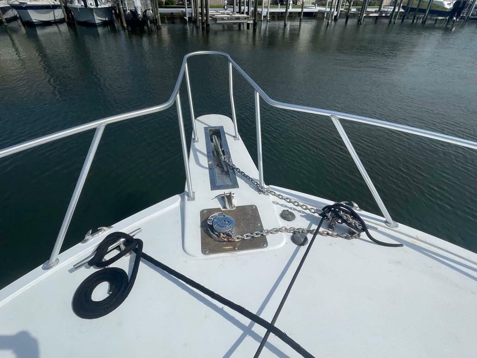1998 Viking 50 Convertible - Photo 18