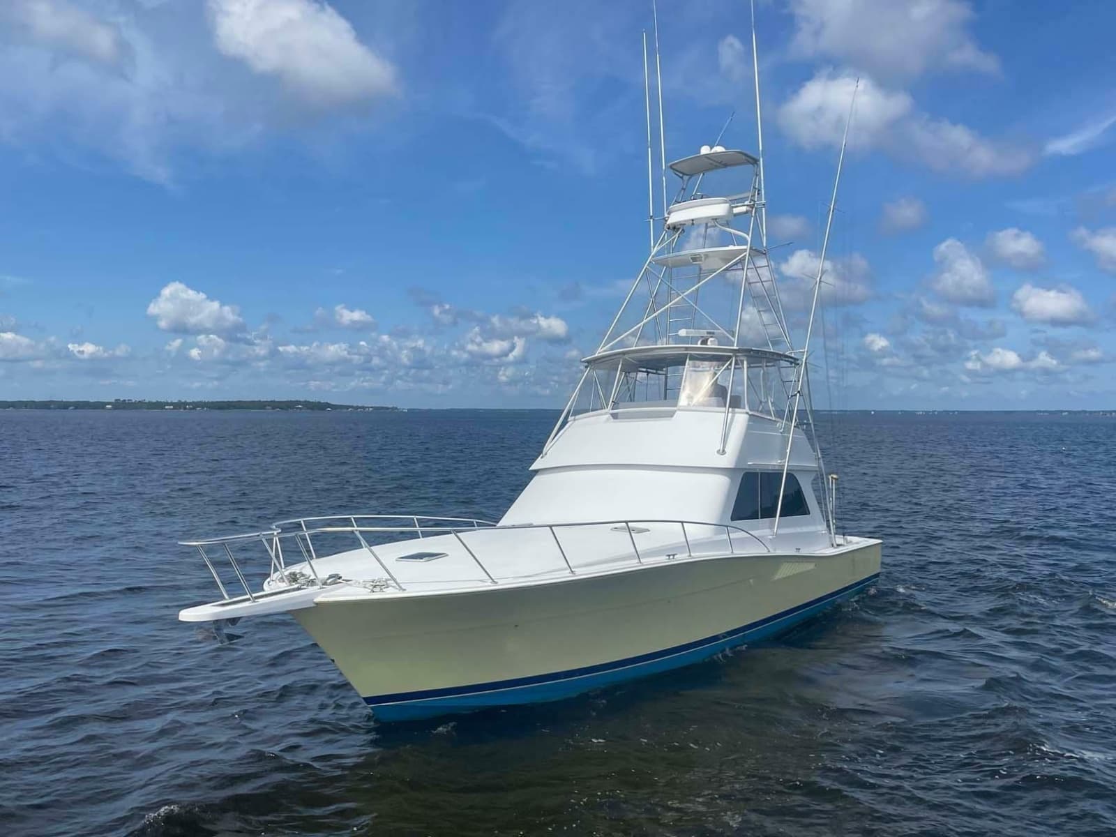 1998 Viking 50 Convertible - Photo 40