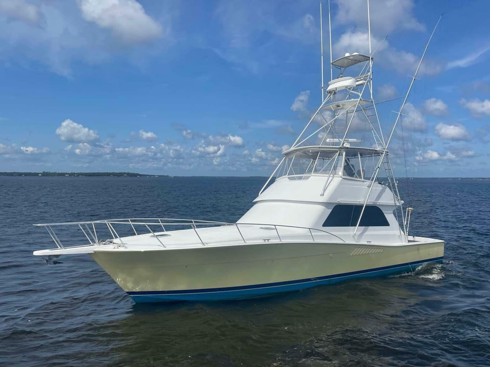 1998 Viking 50 Convertible - Photo 41
