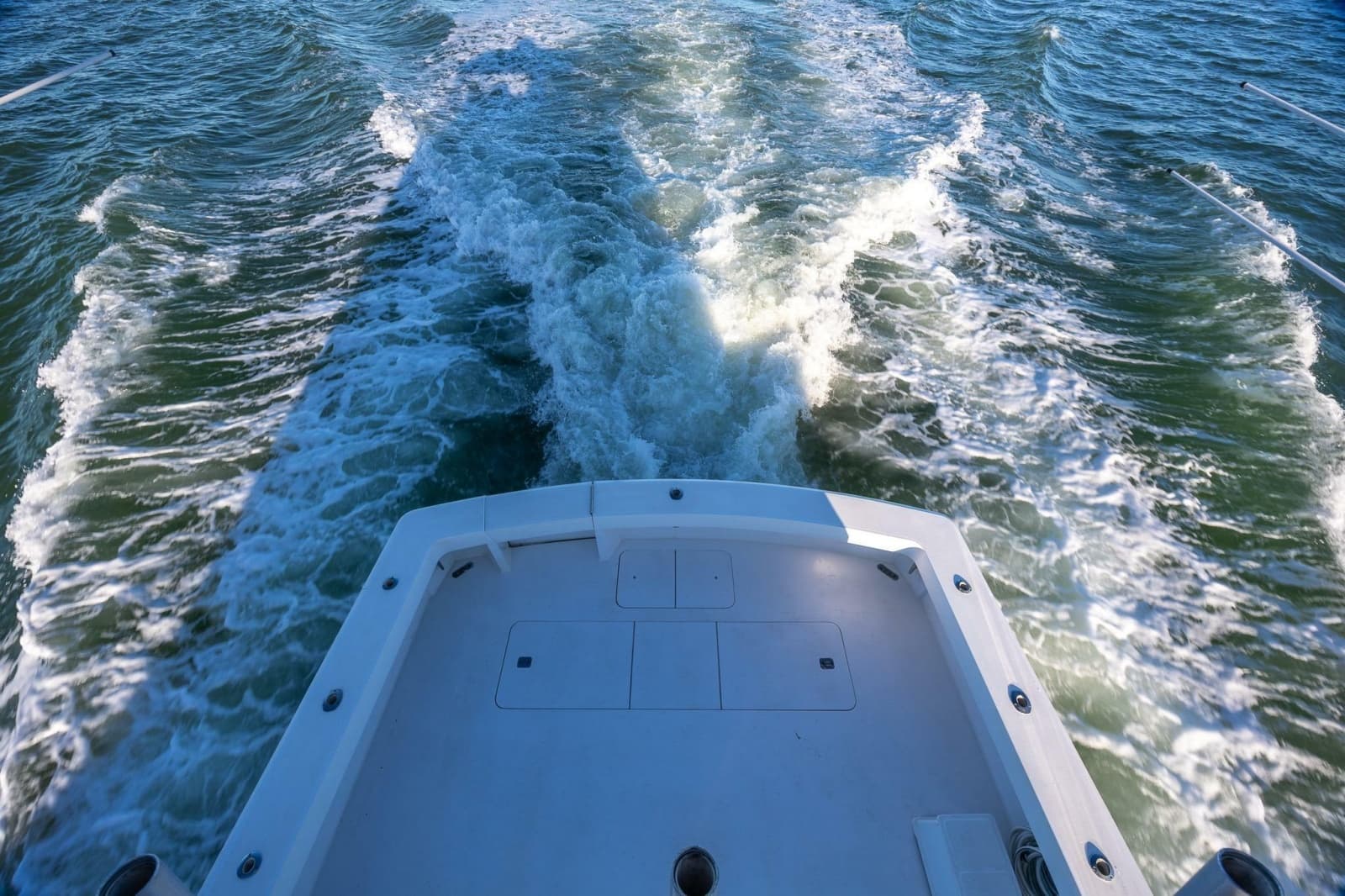 1998 Viking 50 Convertible - Photo 39