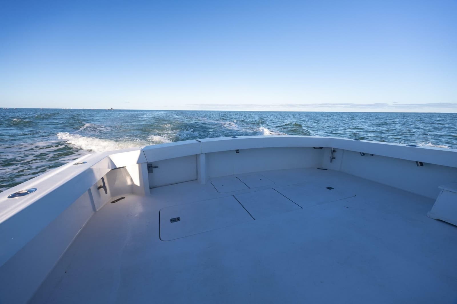1998 Viking 50 Convertible - Photo 43