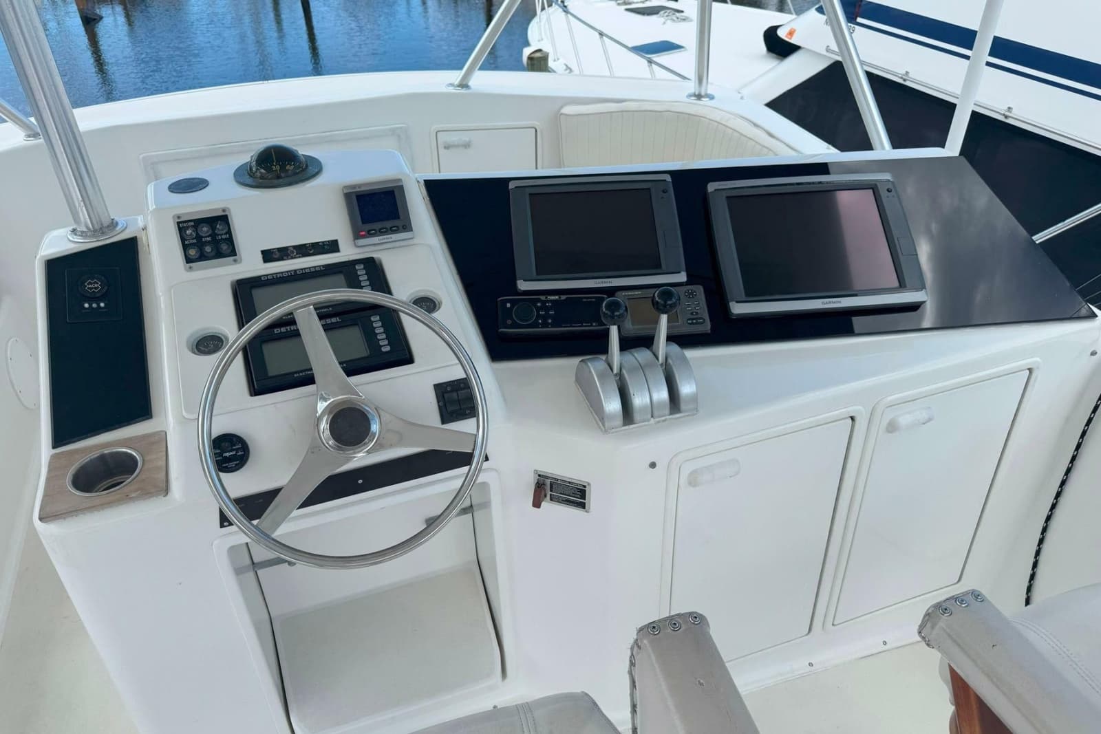 1997 Ocean Yachts 48 Super Sport - Photo 35