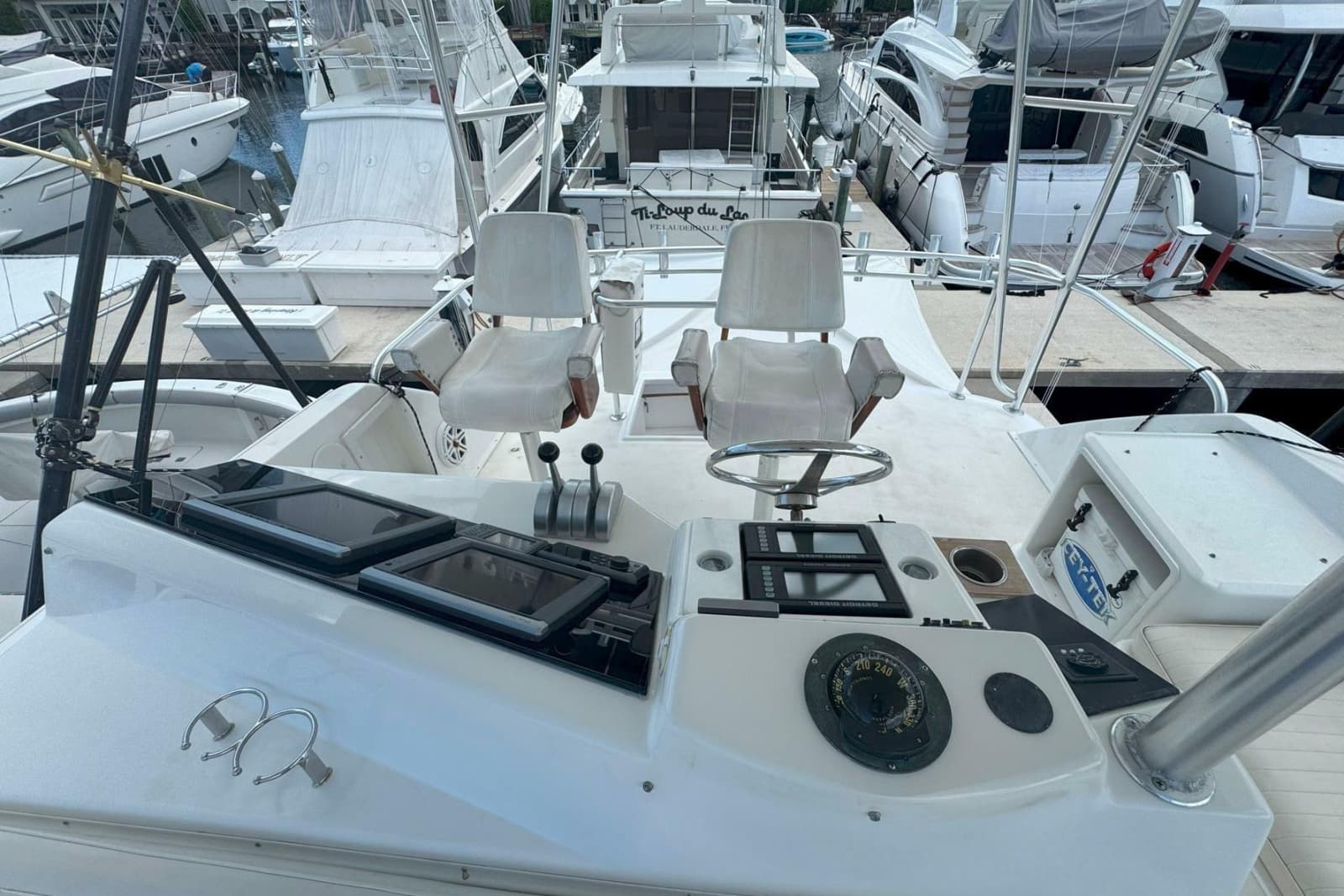 1997 Ocean Yachts 48 Super Sport - Photo 33