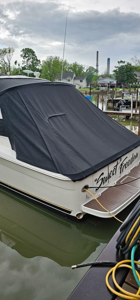 1997 Sea Ray 330 Express - Photo 44