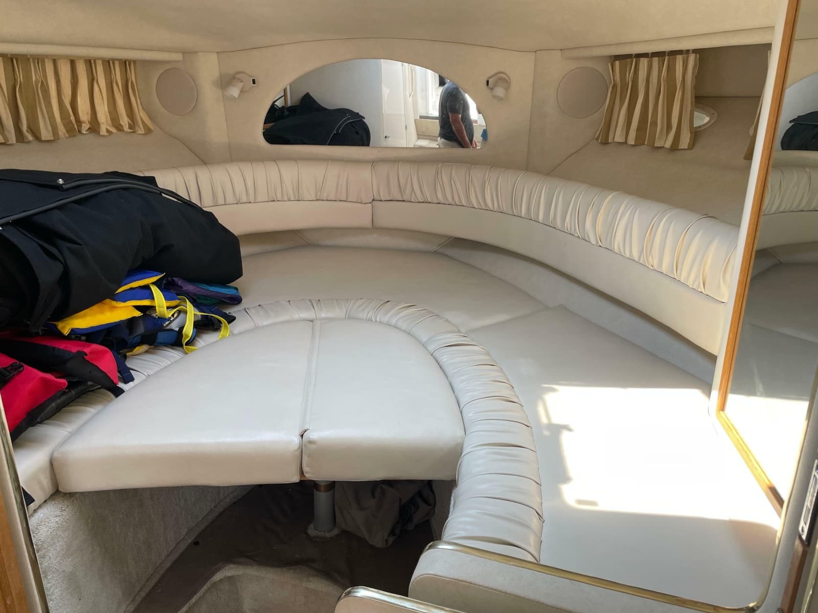 1997 Sea Ray 330 Express - Photo 35