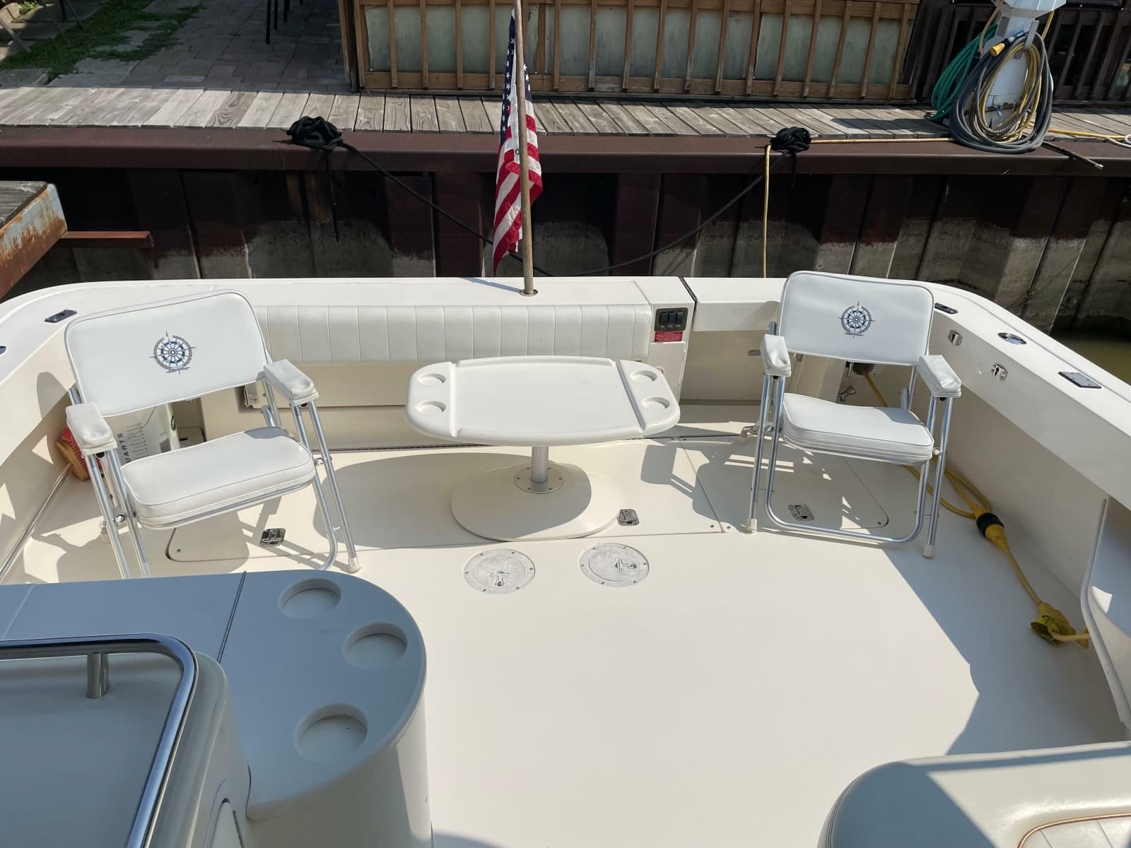 1997 Sea Ray 330 Express - Photo 19