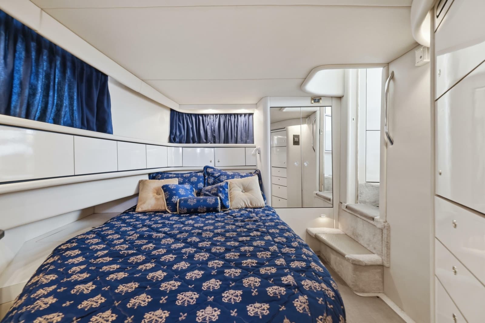 1997 Sea Ray 370 Aft Cabin - Photo 40