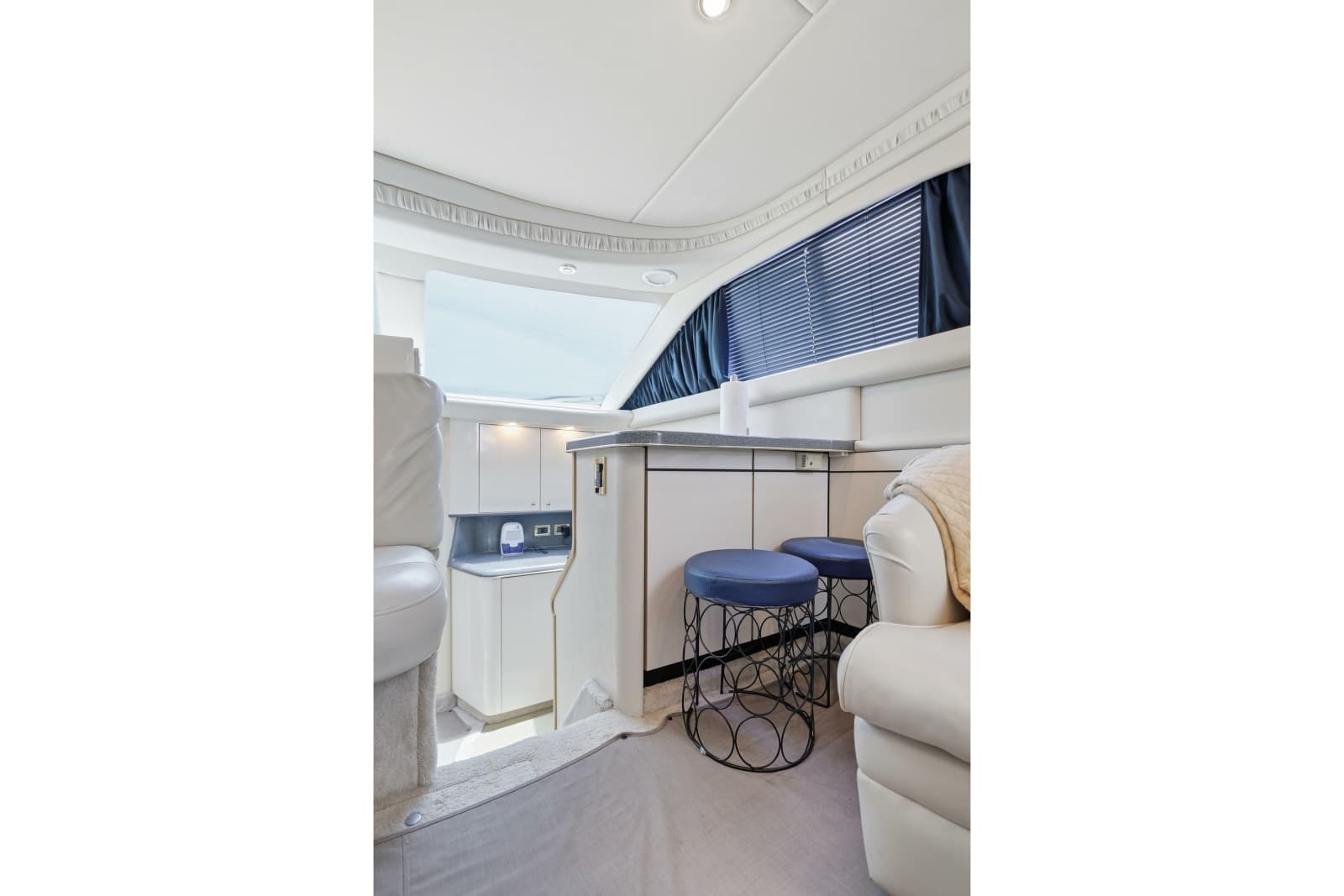 1997 Sea Ray 370 Aft Cabin - Photo 30