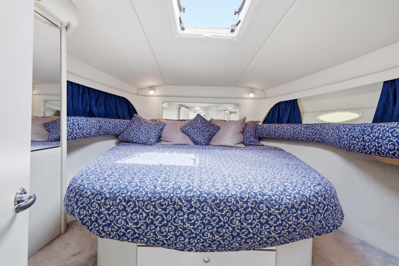 1997 Sea Ray 370 Aft Cabin - Photo 35