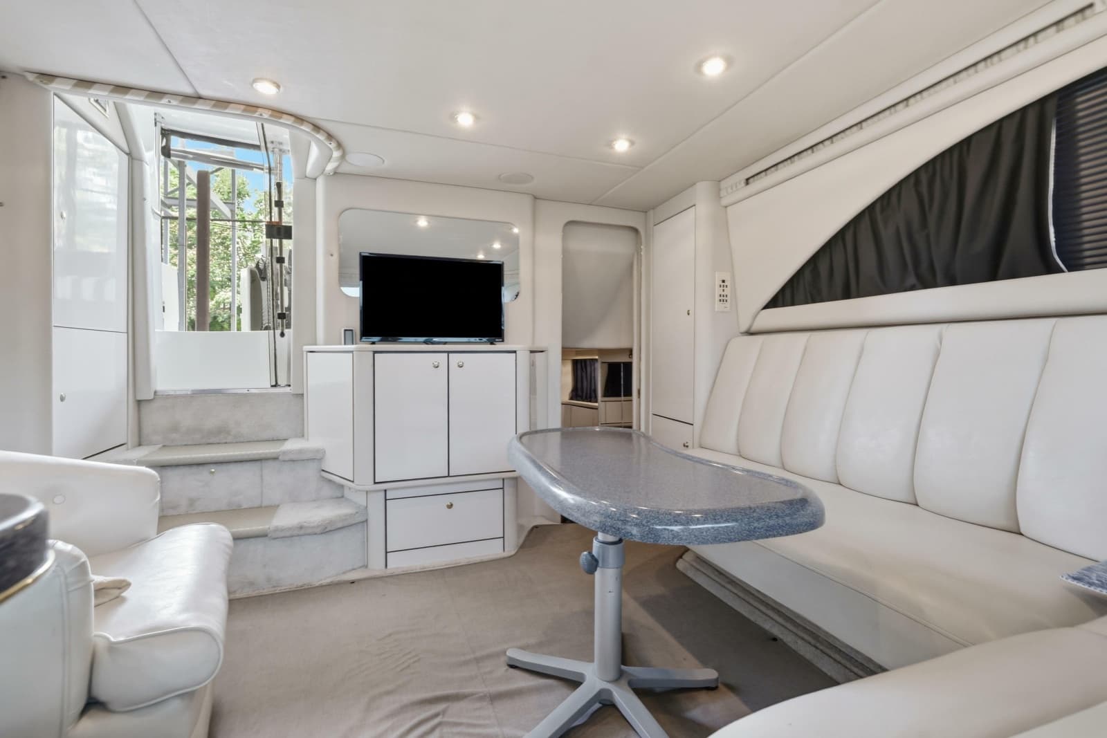 1997 Sea Ray 370 Aft Cabin - Photo 28