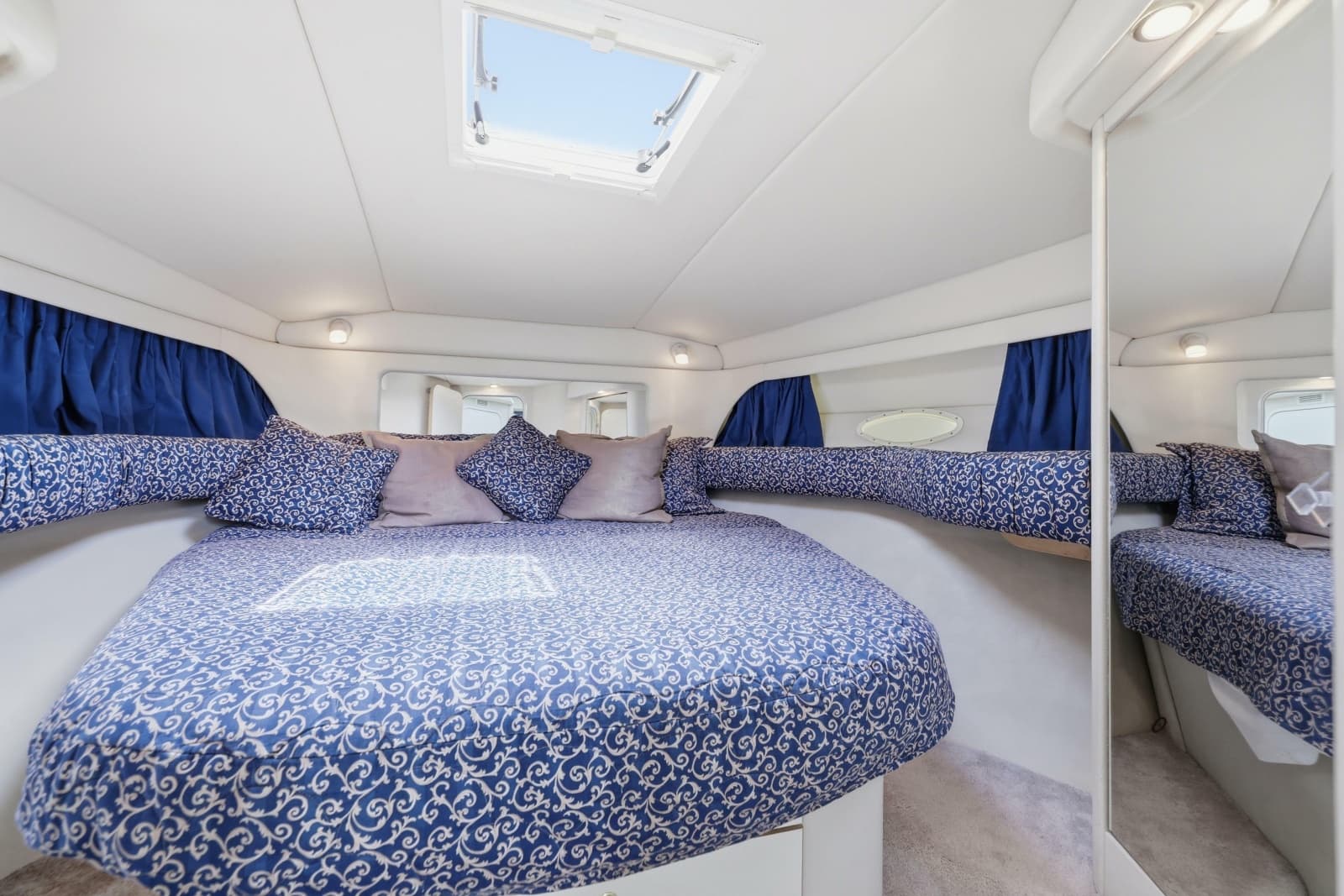 1997 Sea Ray 370 Aft Cabin - Photo 34
