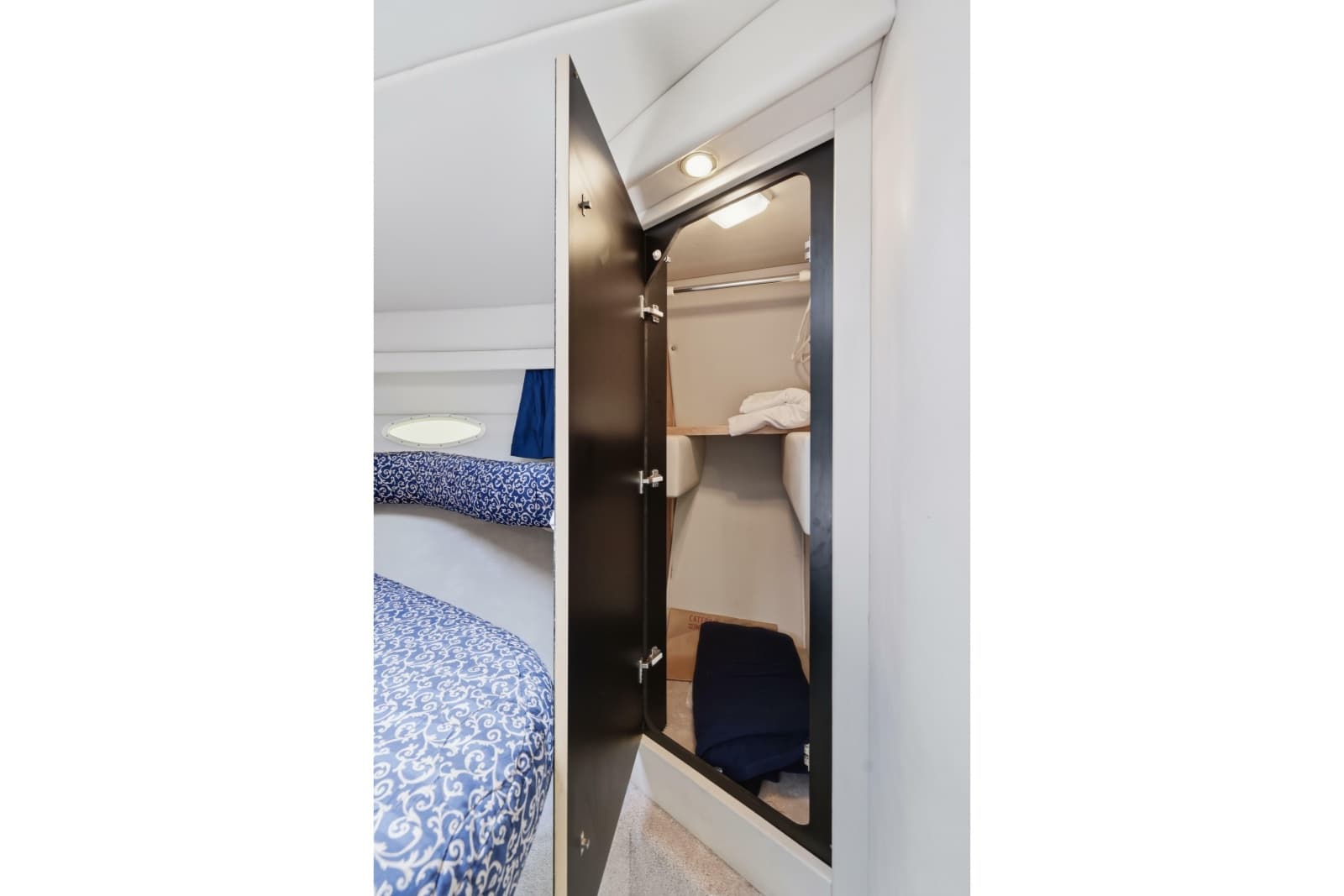 1997 Sea Ray 370 Aft Cabin - Photo 36