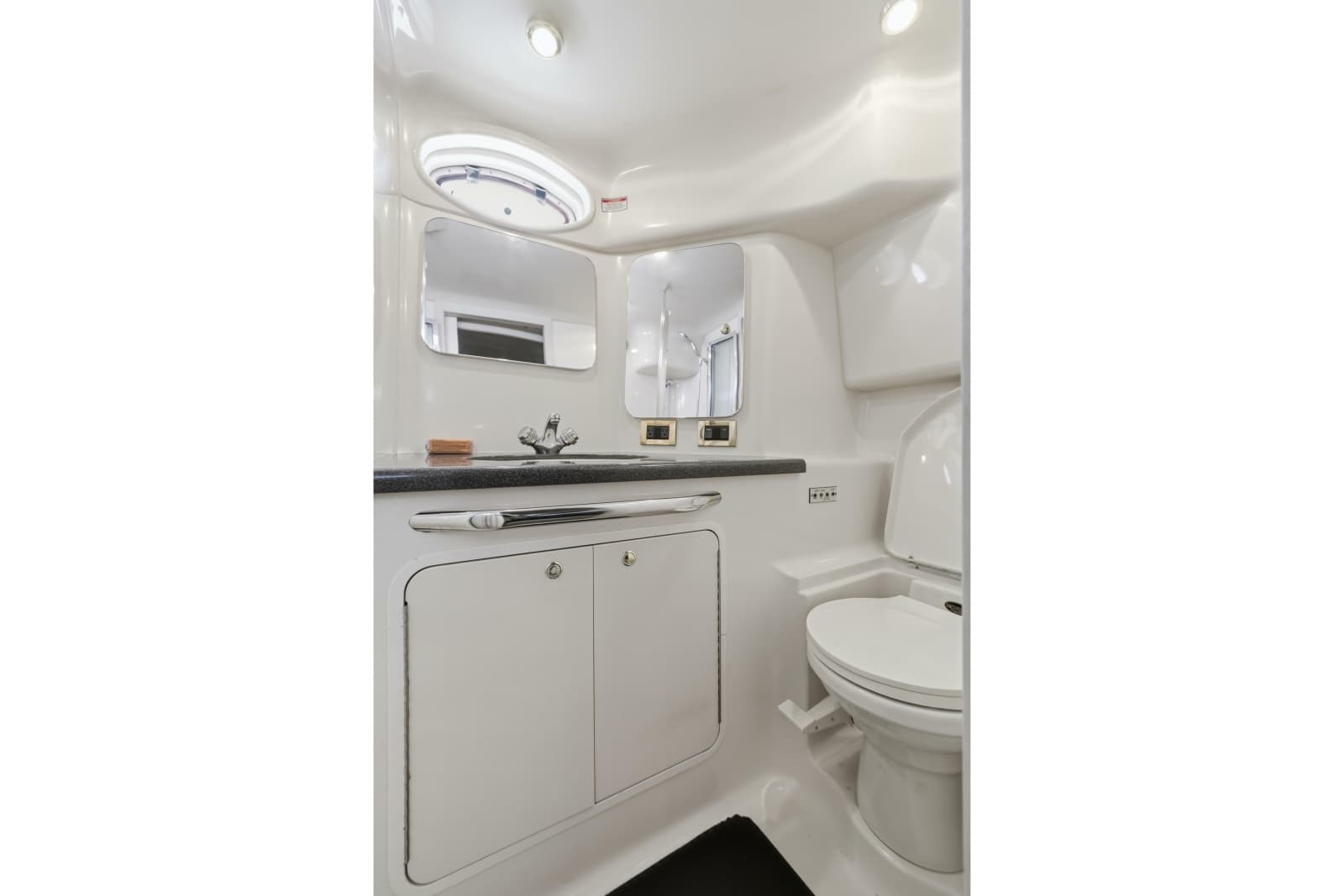 1997 Sea Ray 370 Aft Cabin - Photo 41