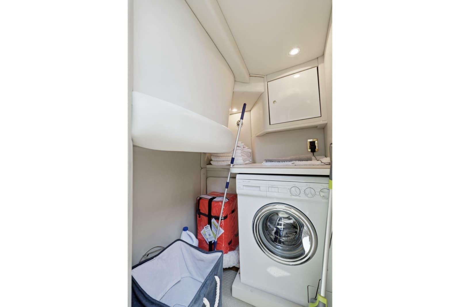 1997 Sea Ray 370 Aft Cabin - Photo 37
