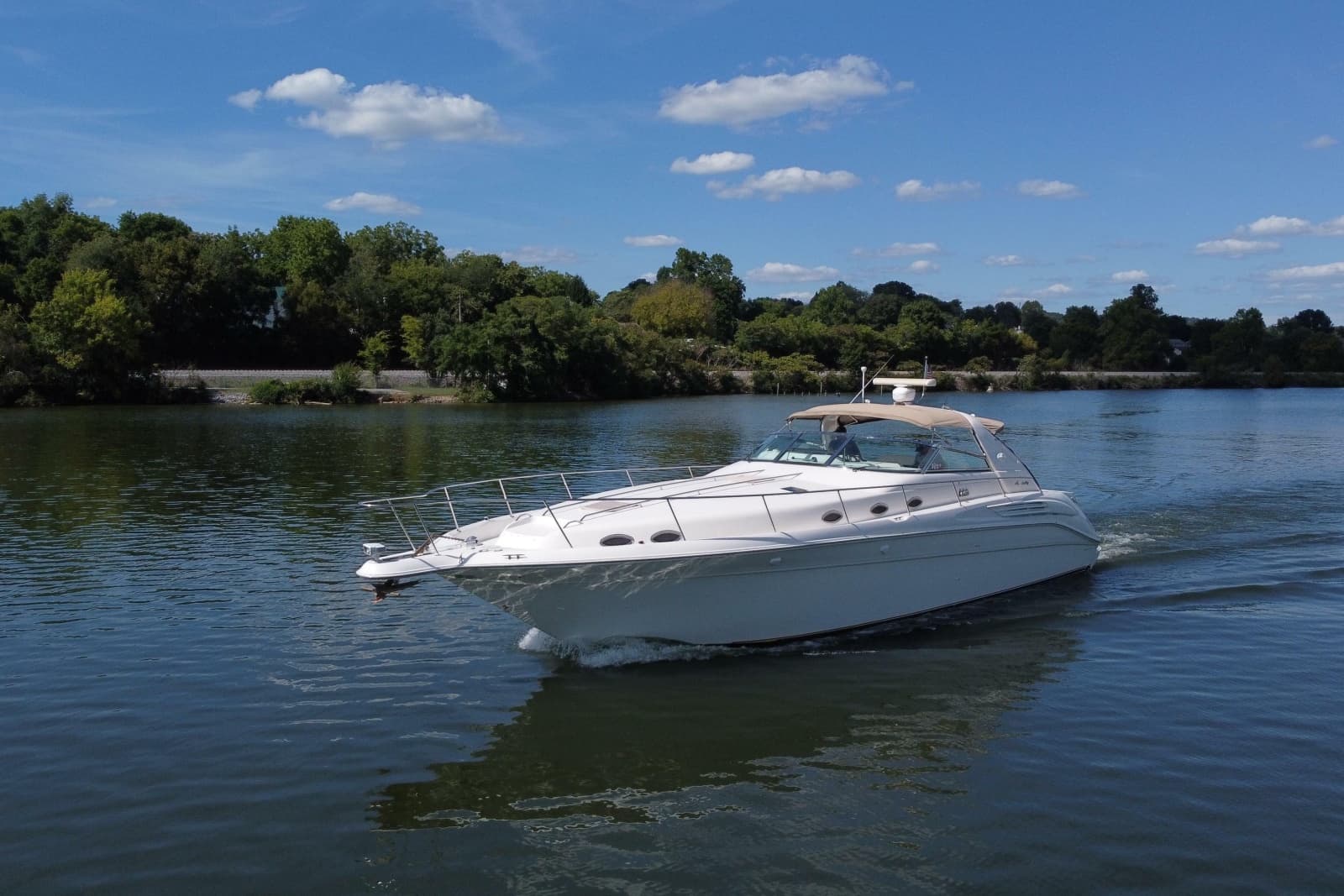 1997 Sea Ray 450 Sundancer - Photo 17