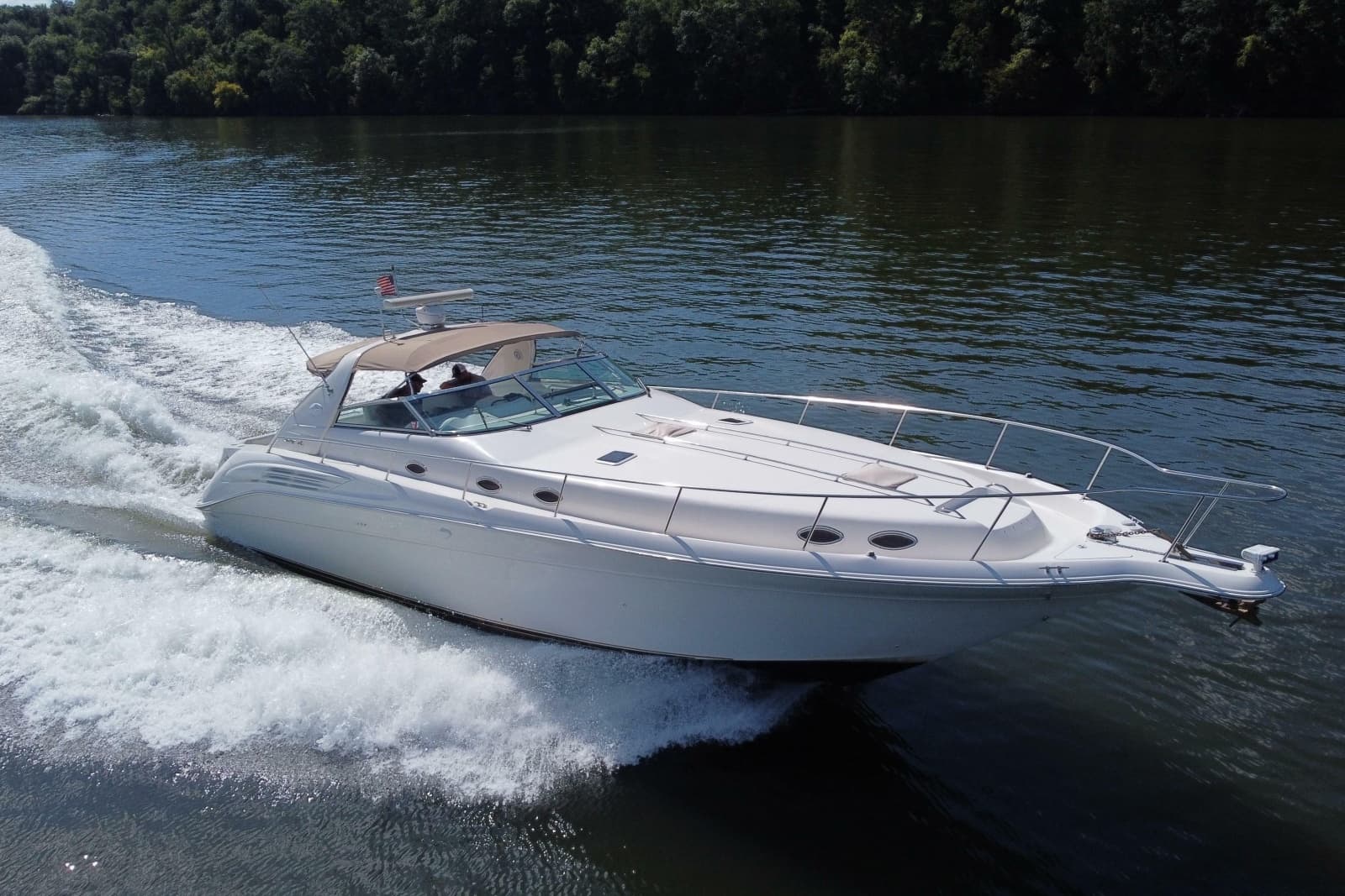 1997 Sea Ray 450 Sundancer - Photo 3