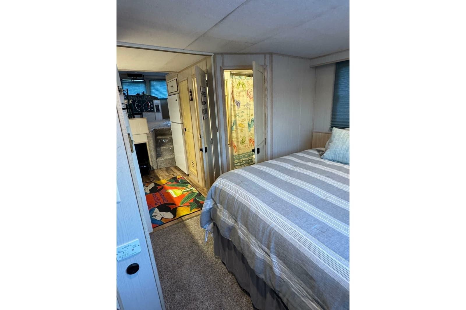 1996 Gibson 50 Cabin Yacht - Photo 26