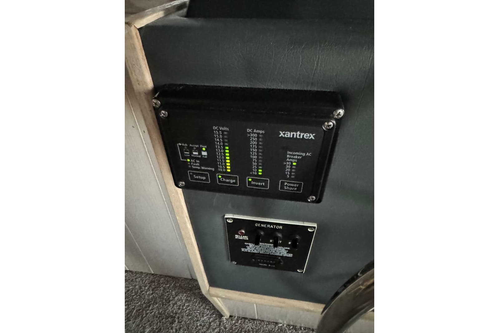 1996 Gibson 50 Cabin Yacht - Photo 35
