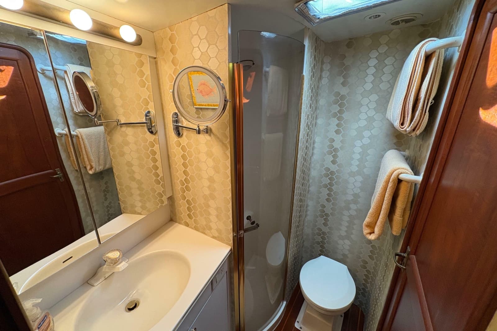 1996 Ocean Yachts 48 Super Sport - Photo 28