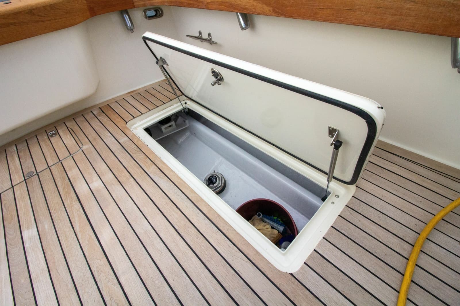 1996 Tides 27 - Photo 16