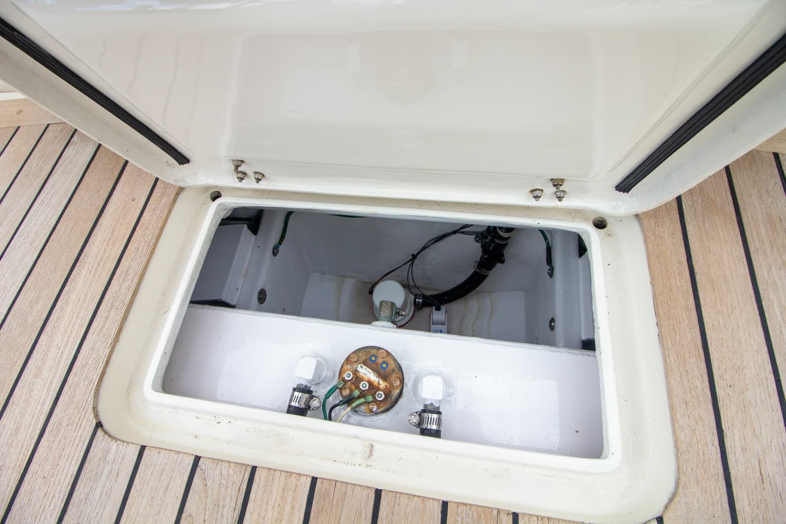 1996 Tides 27 - Photo 21