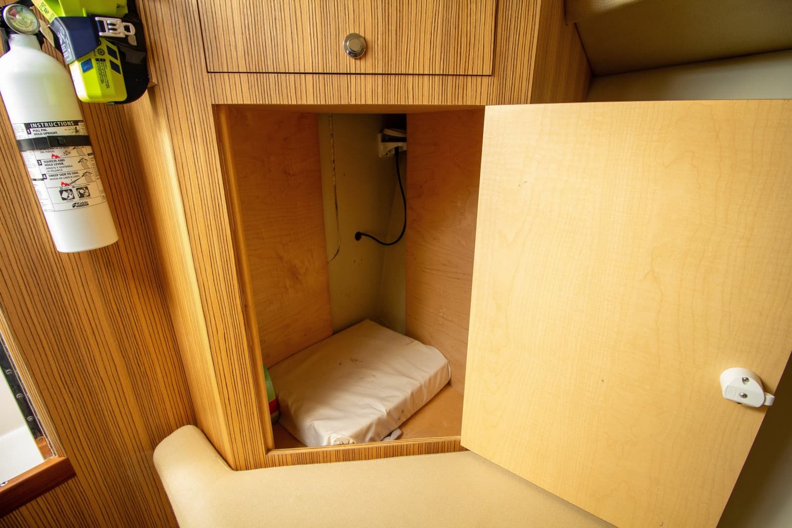 1996 Tides 27 - Photo 39