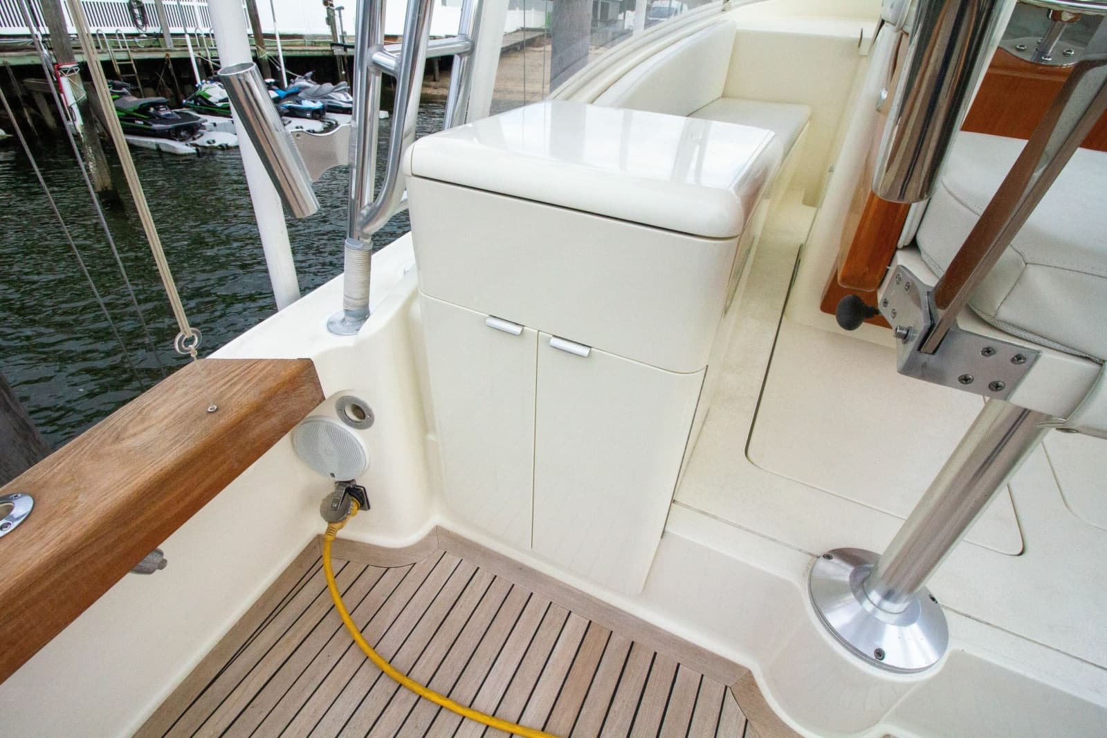 1996 Tides 27 - Photo 13
