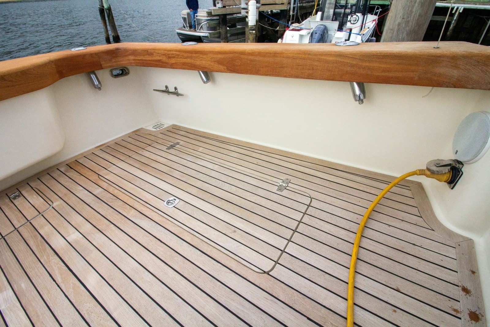 1996 Tides 27 - Photo 15
