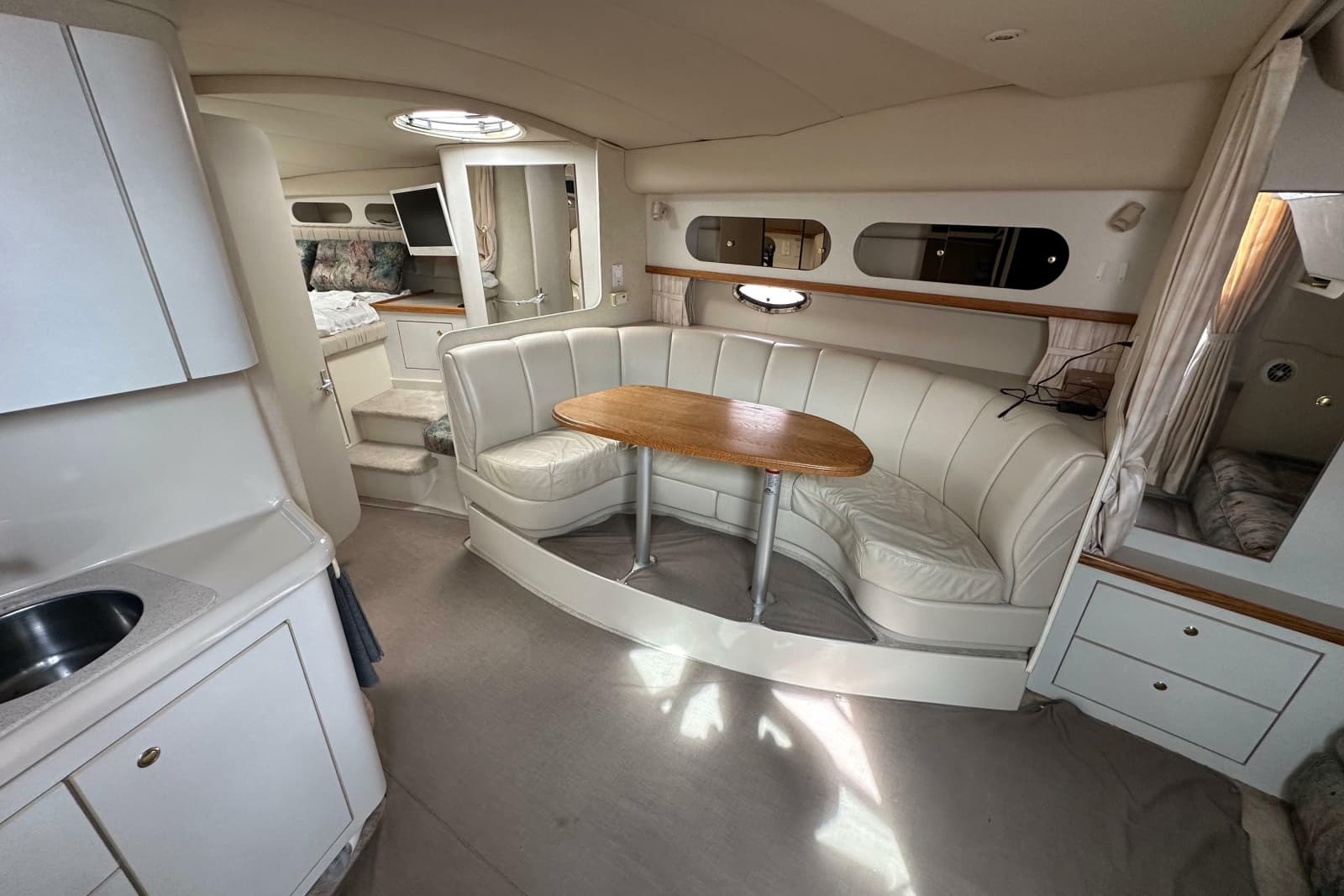 1995 Cruisers Yachts 3575 Esprit - Photo 20