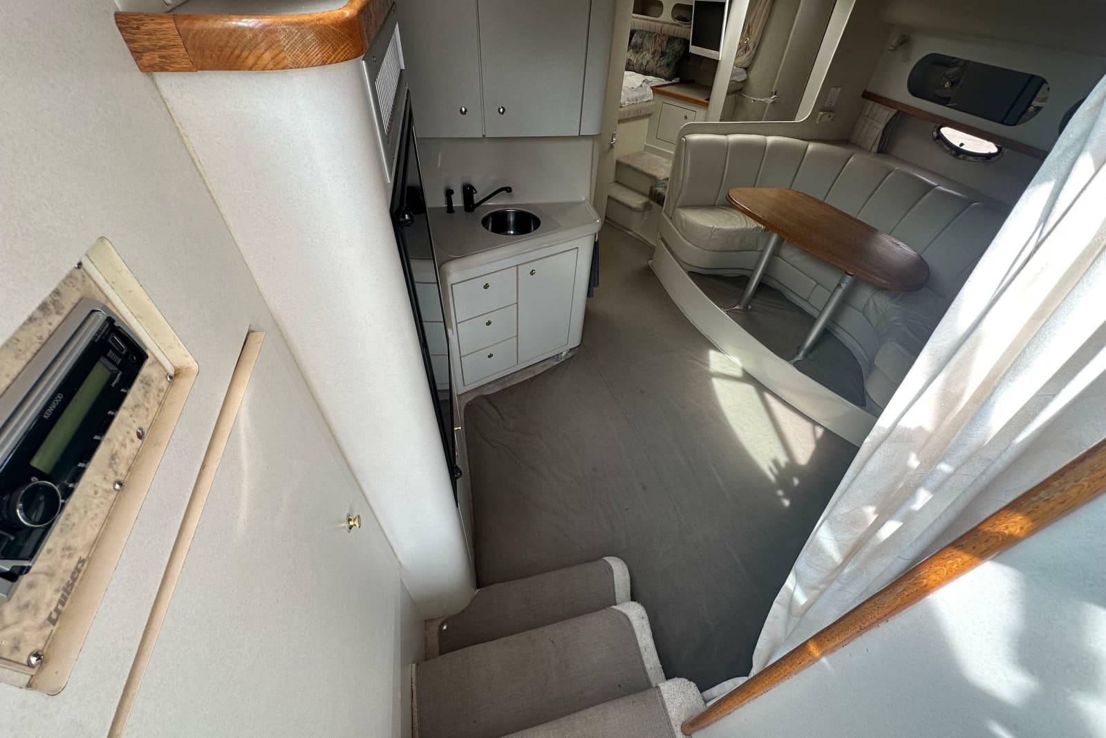 1995 Cruisers Yachts 3575 Esprit - Photo 19