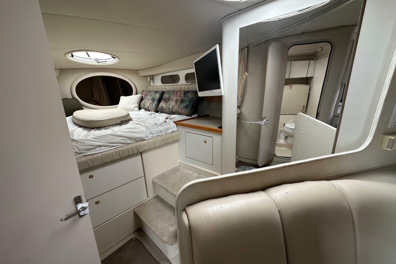 1995 Cruisers Yachts 3575 Esprit - Photo 27