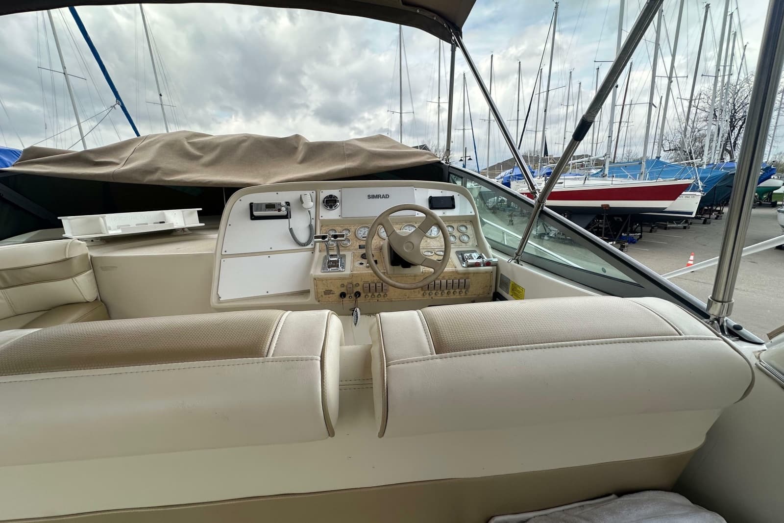 1995 Cruisers Yachts 3575 Esprit - Photo 10