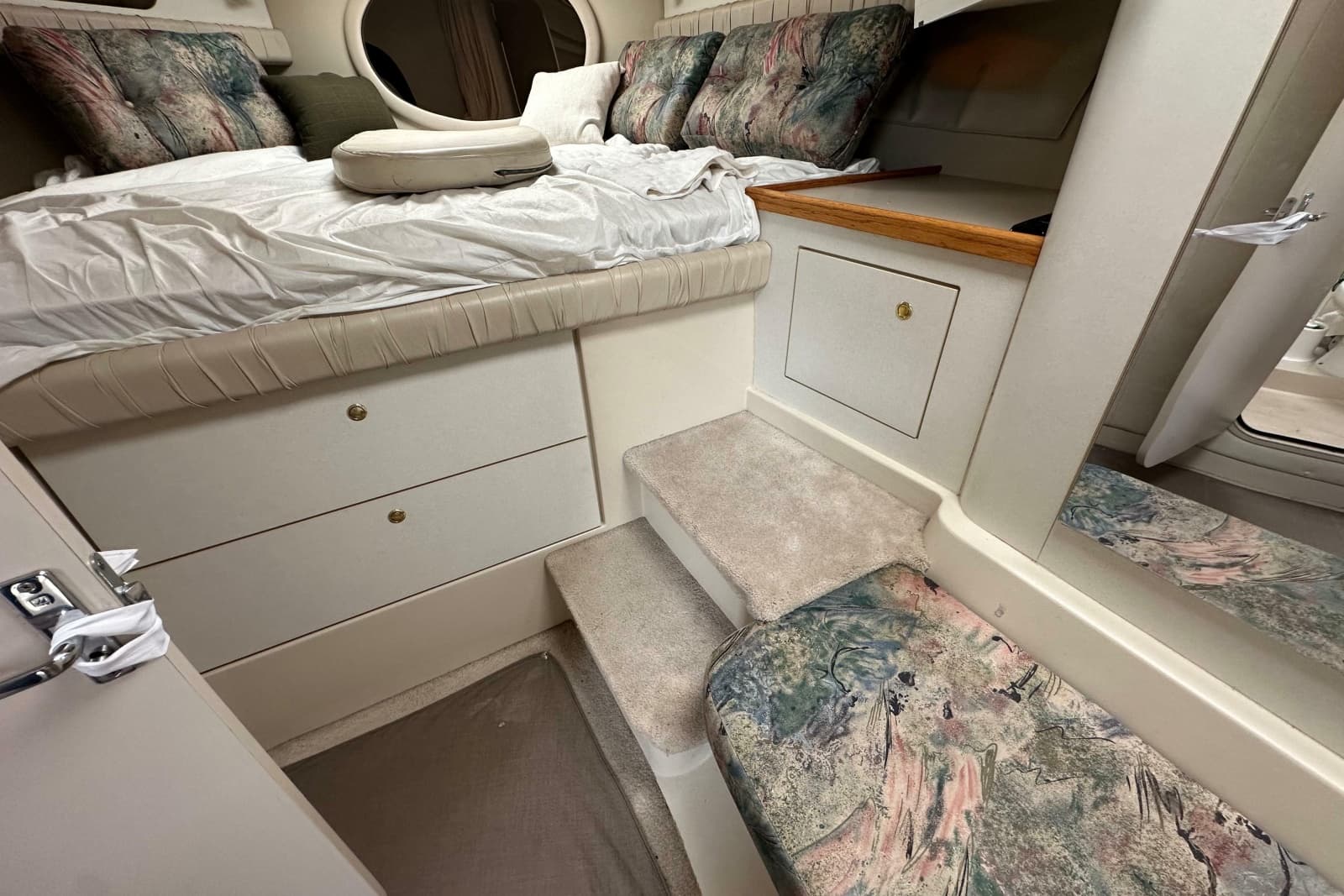 1995 Cruisers Yachts 3575 Esprit - Photo 35