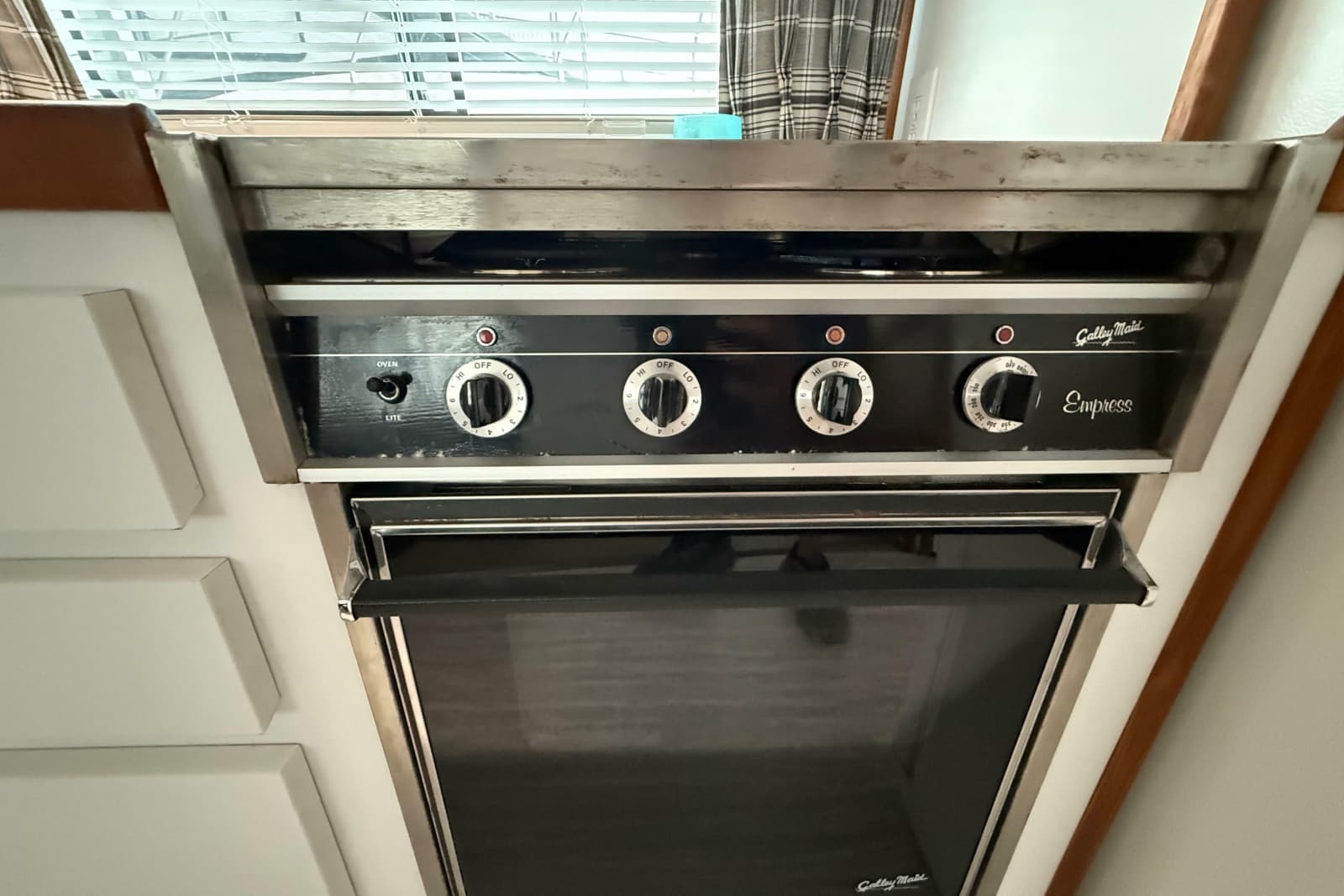 1995 Harbor Master 52 Wide Body - Photo 16