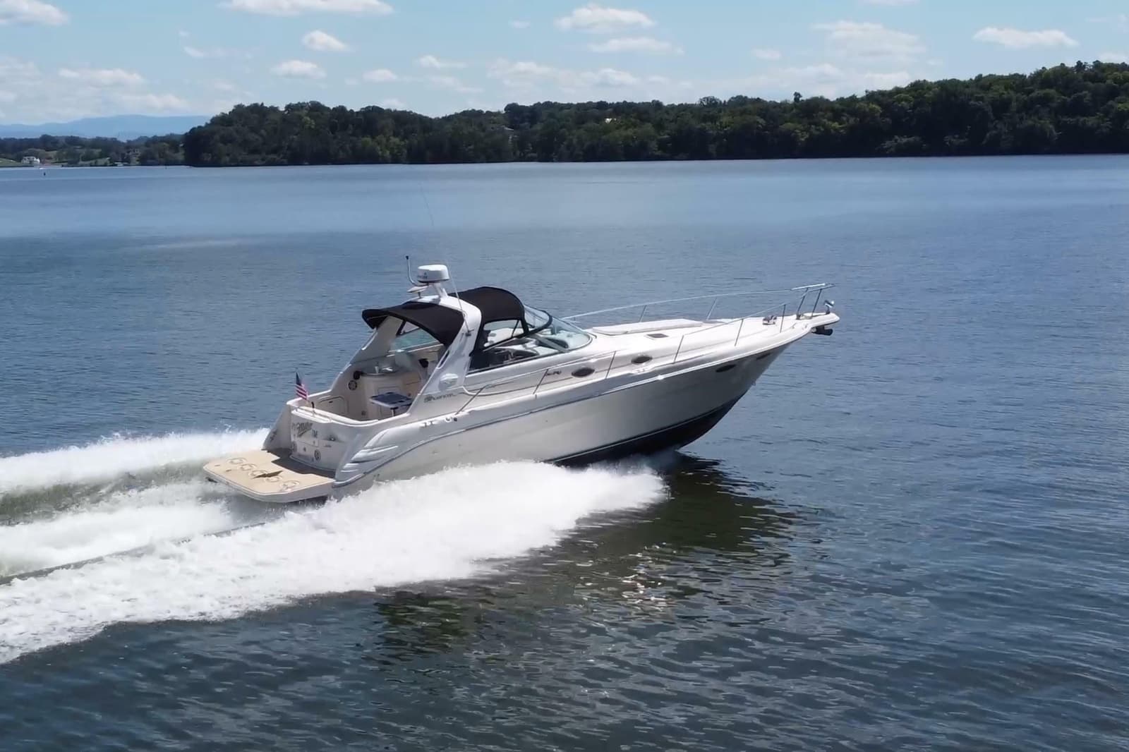 1995 Sea Ray Sundancer 330 - Photo 1