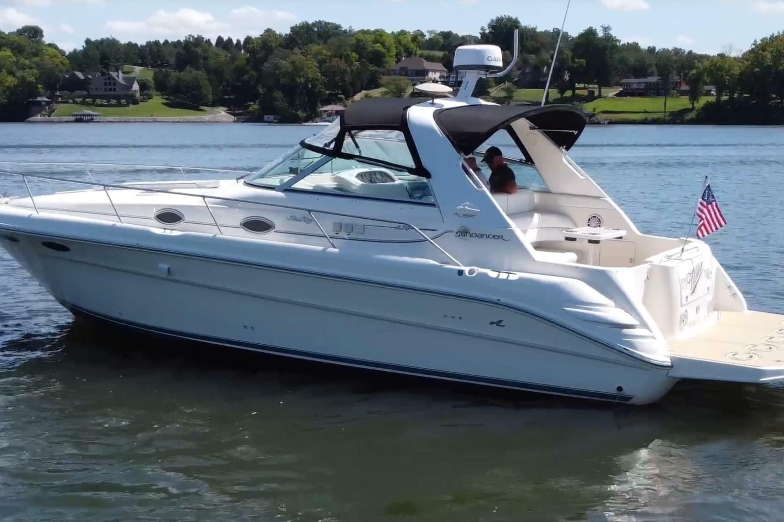 1995 Sea Ray Sundancer 330 - Photo 2