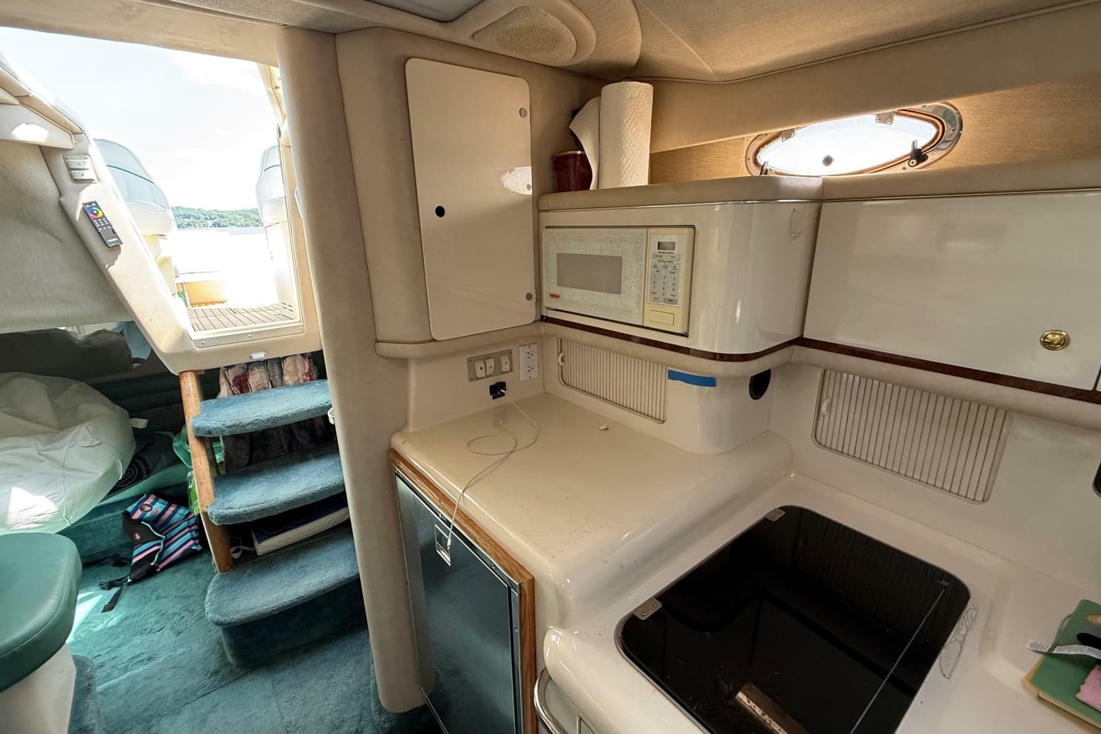 1995 Sea Ray Sundancer 330 - Photo 12