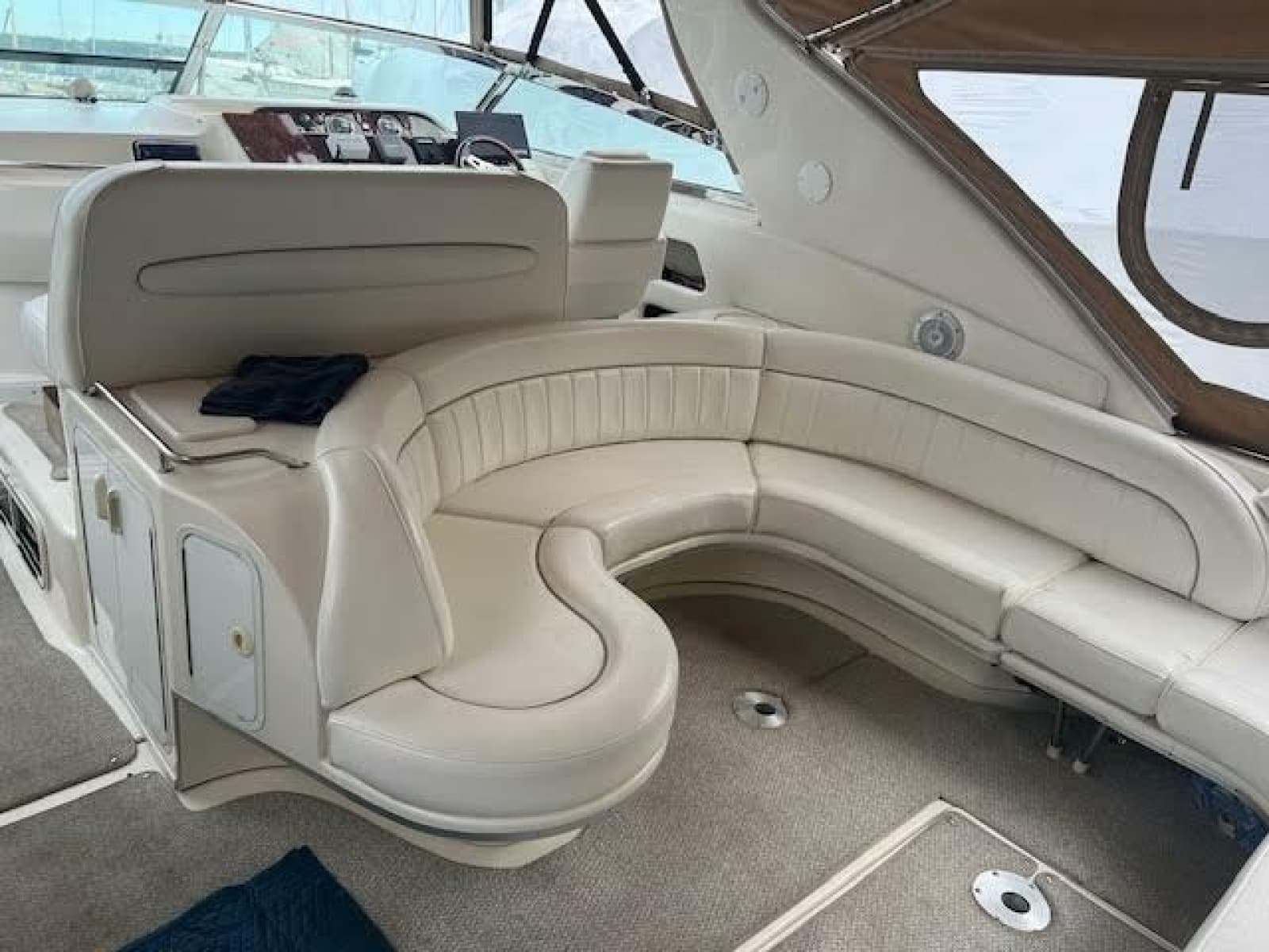 1995 Sea Ray 450 Sundancer - Photo 7