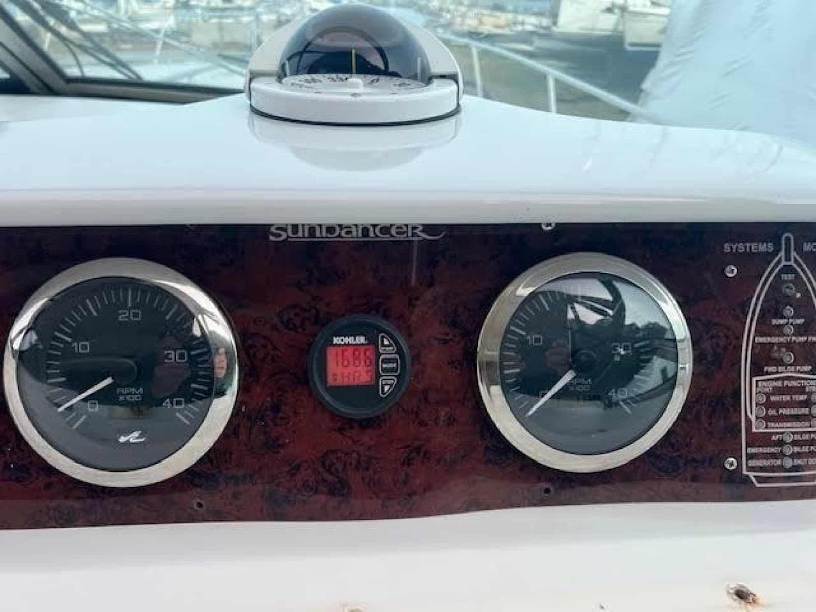 1995 Sea Ray 450 Sundancer - Photo 12