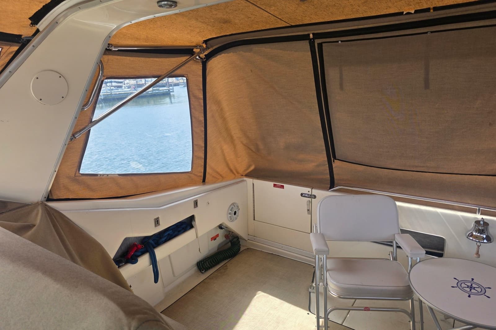 1994 Sea Ray 370 Express Cruiser - Photo 5