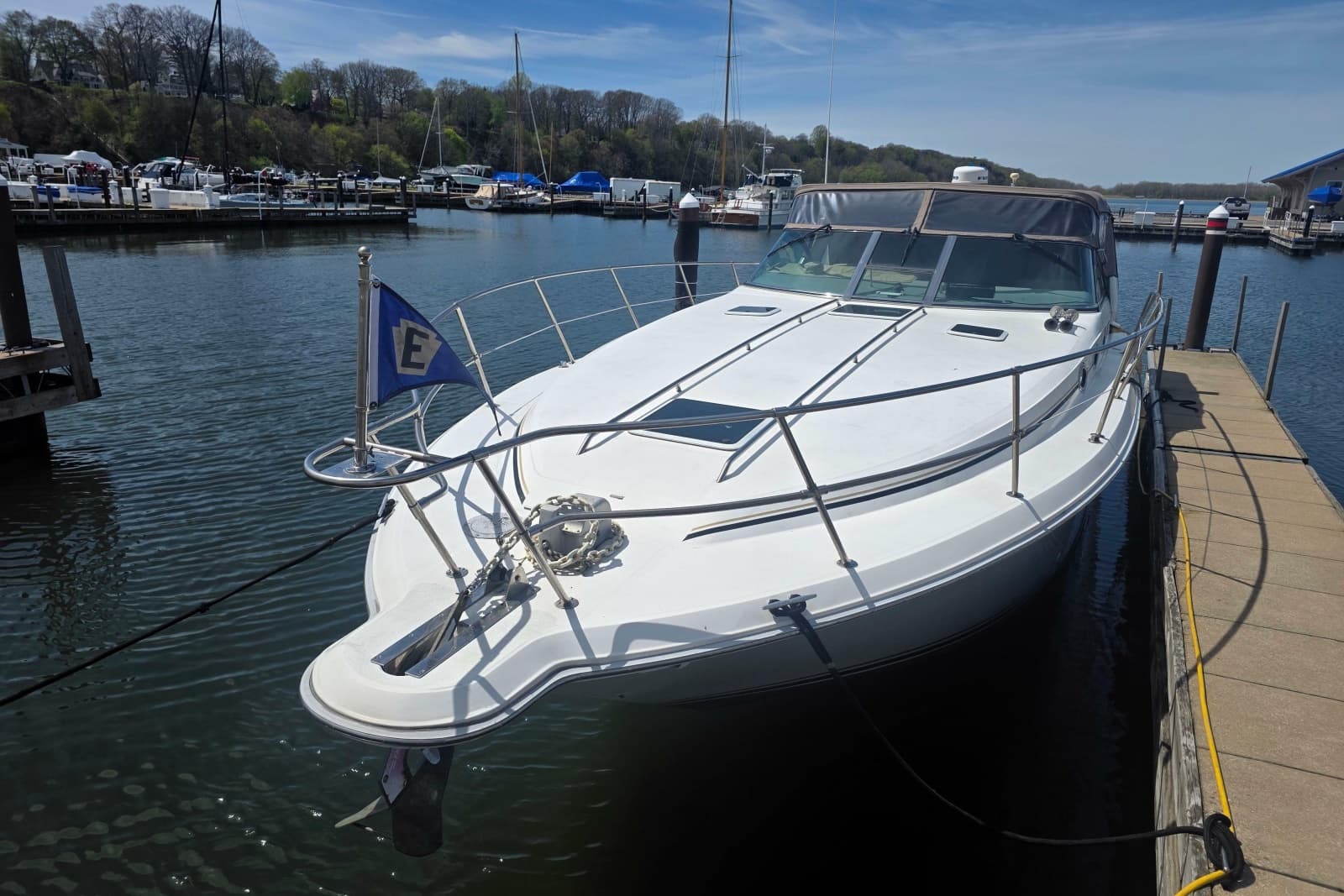 1994 Sea Ray 370 Express Cruiser - Photo 2
