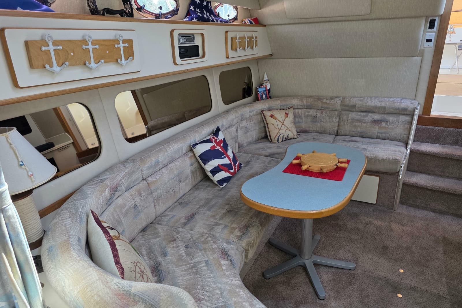 1994 Sea Ray 370 Express Cruiser - Photo 21