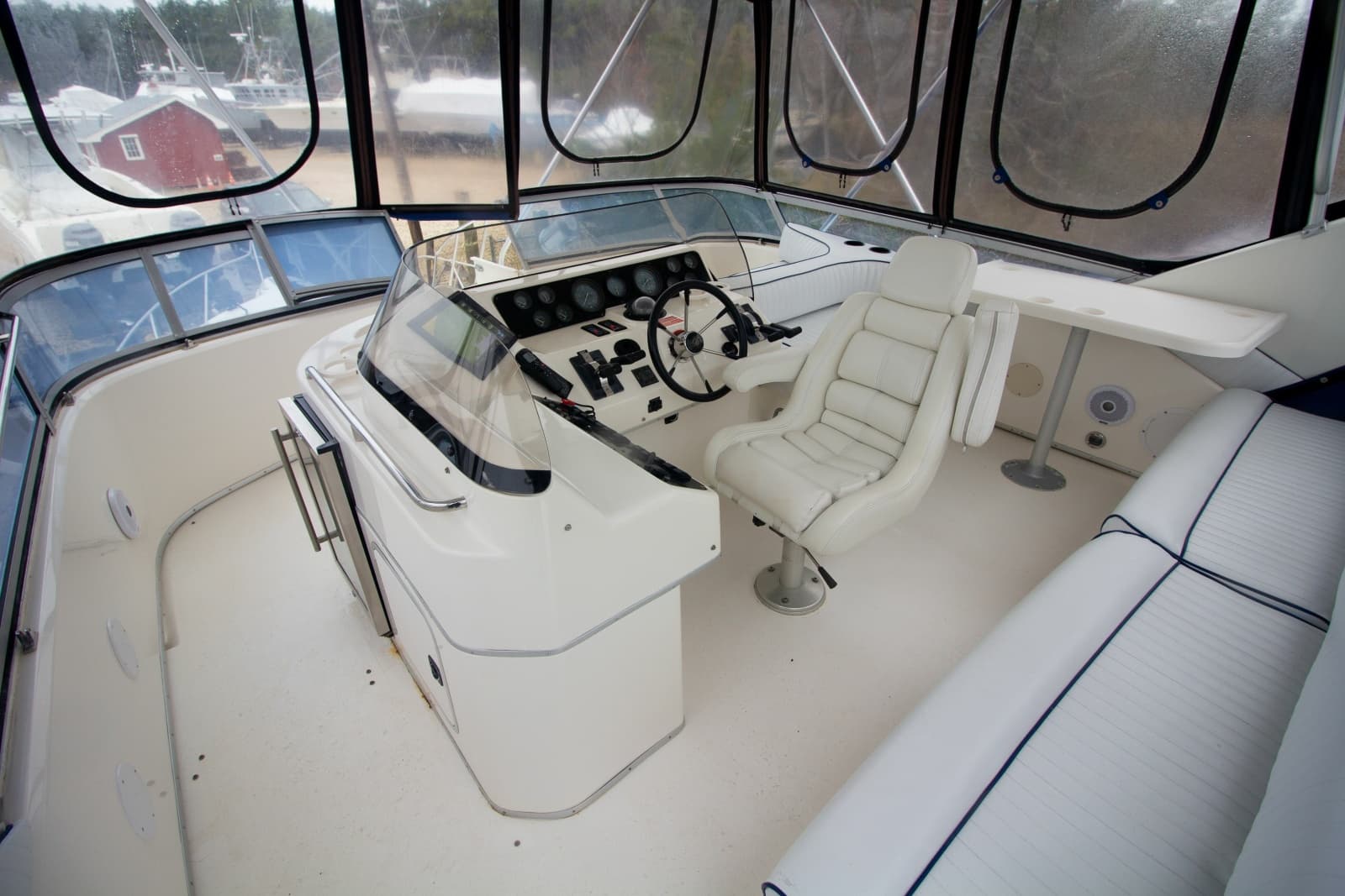 1993 Sea Ray 440 Express Bridge - Photo 23