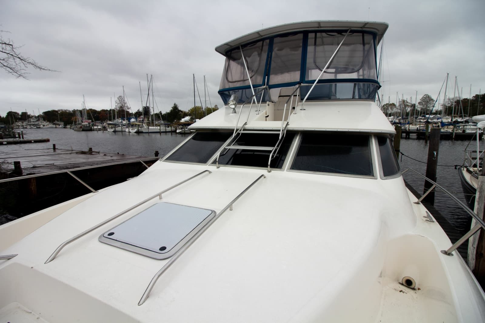 1993 Sea Ray 440 Express Bridge - Photo 38
