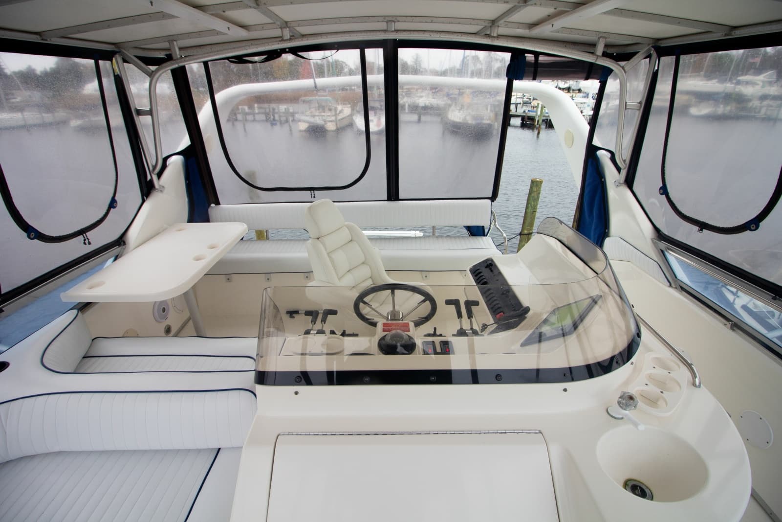 1993 Sea Ray 440 Express Bridge - Photo 32