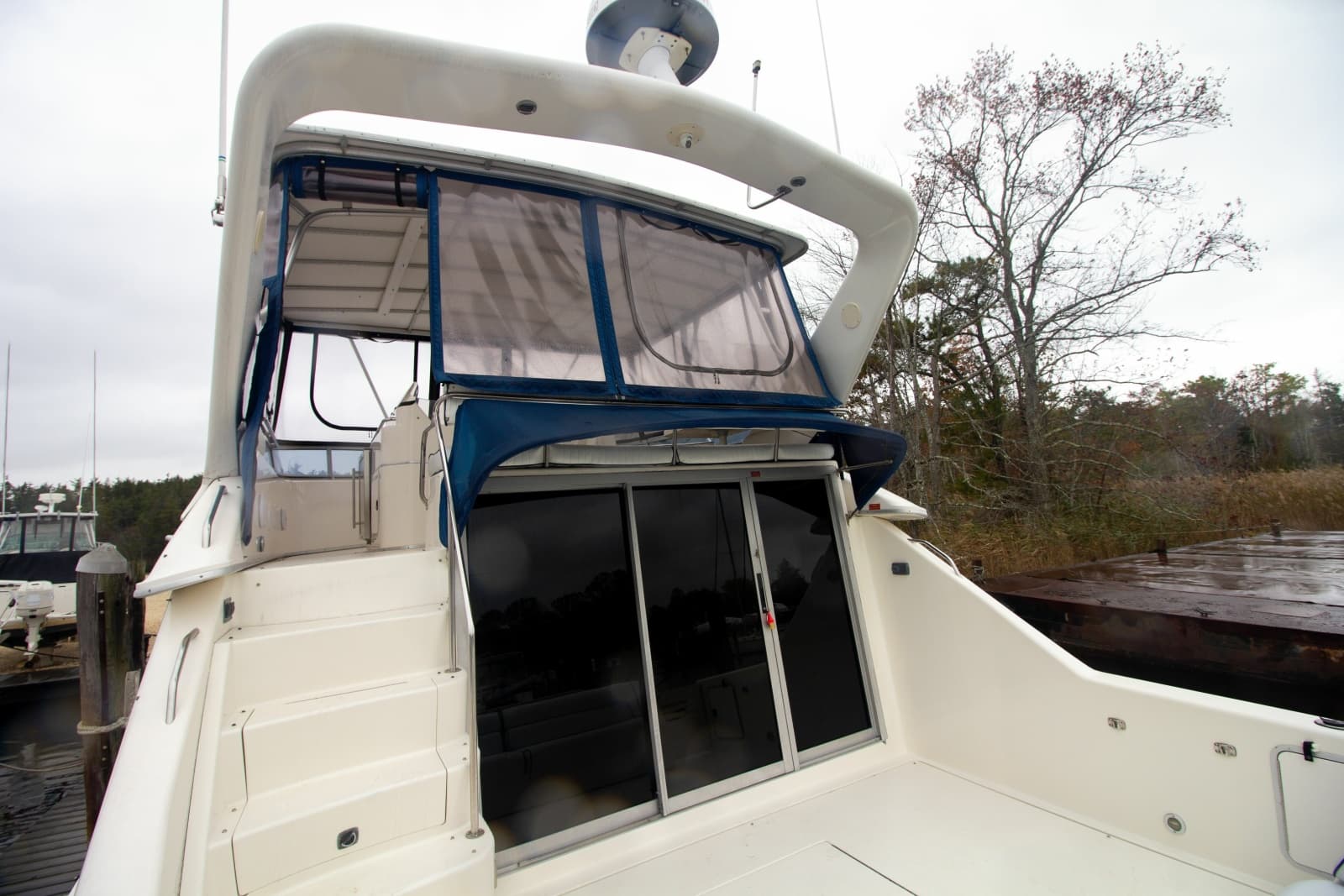 1993 Sea Ray 440 Express Bridge - Photo 17