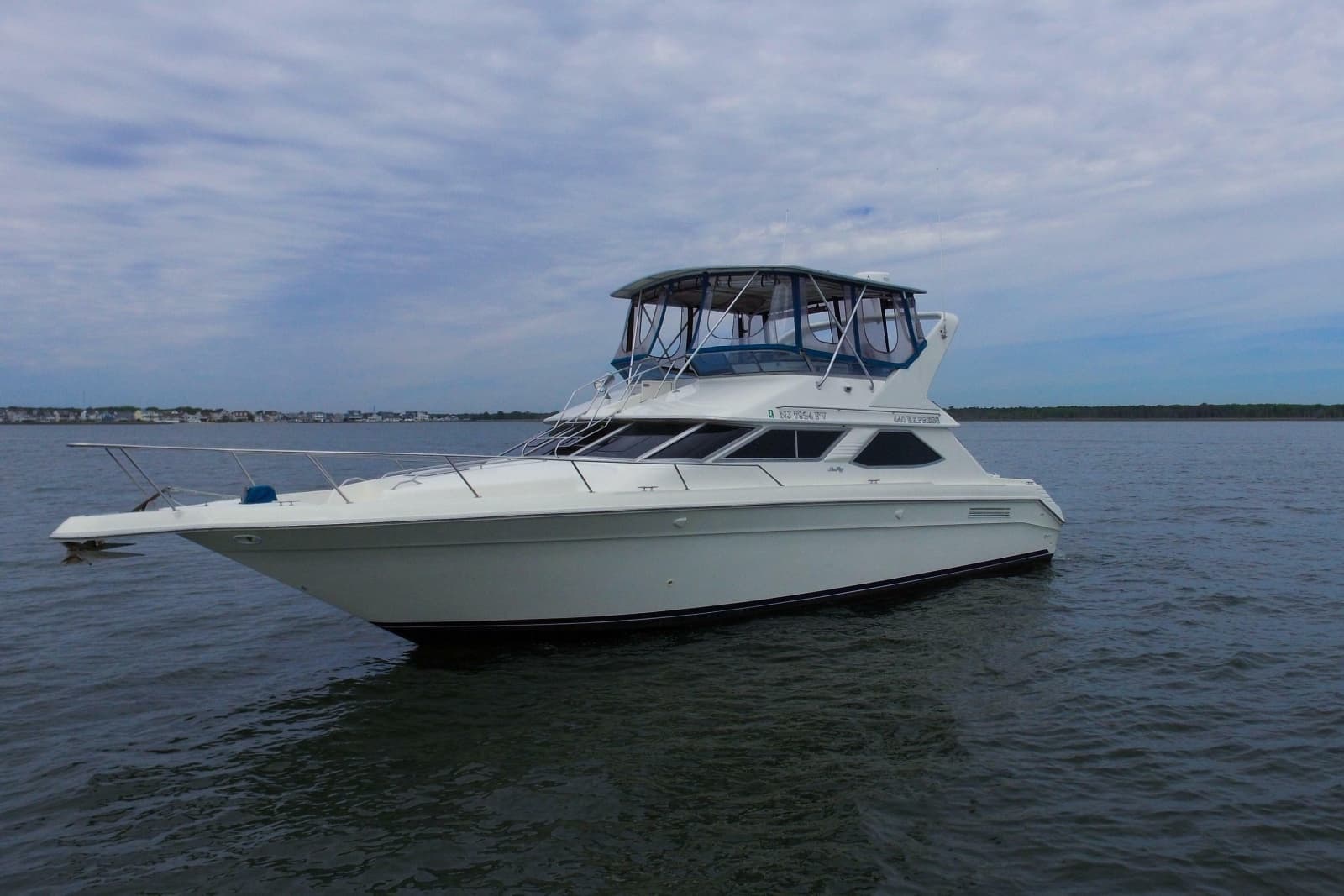 1993 Sea Ray 440 Express Bridge - Photo 2